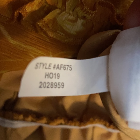 Madewell Ruffle Shoulder Botanical Floral Peplum - Picture 7 of 13